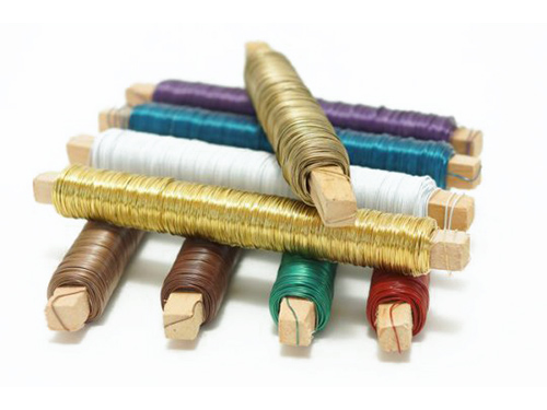 цветная декоративная стальная профилированная проволока искусственные елки венки цветы производитель в Польше